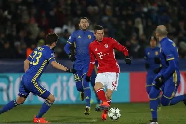 浙江队在比 浙江队在比