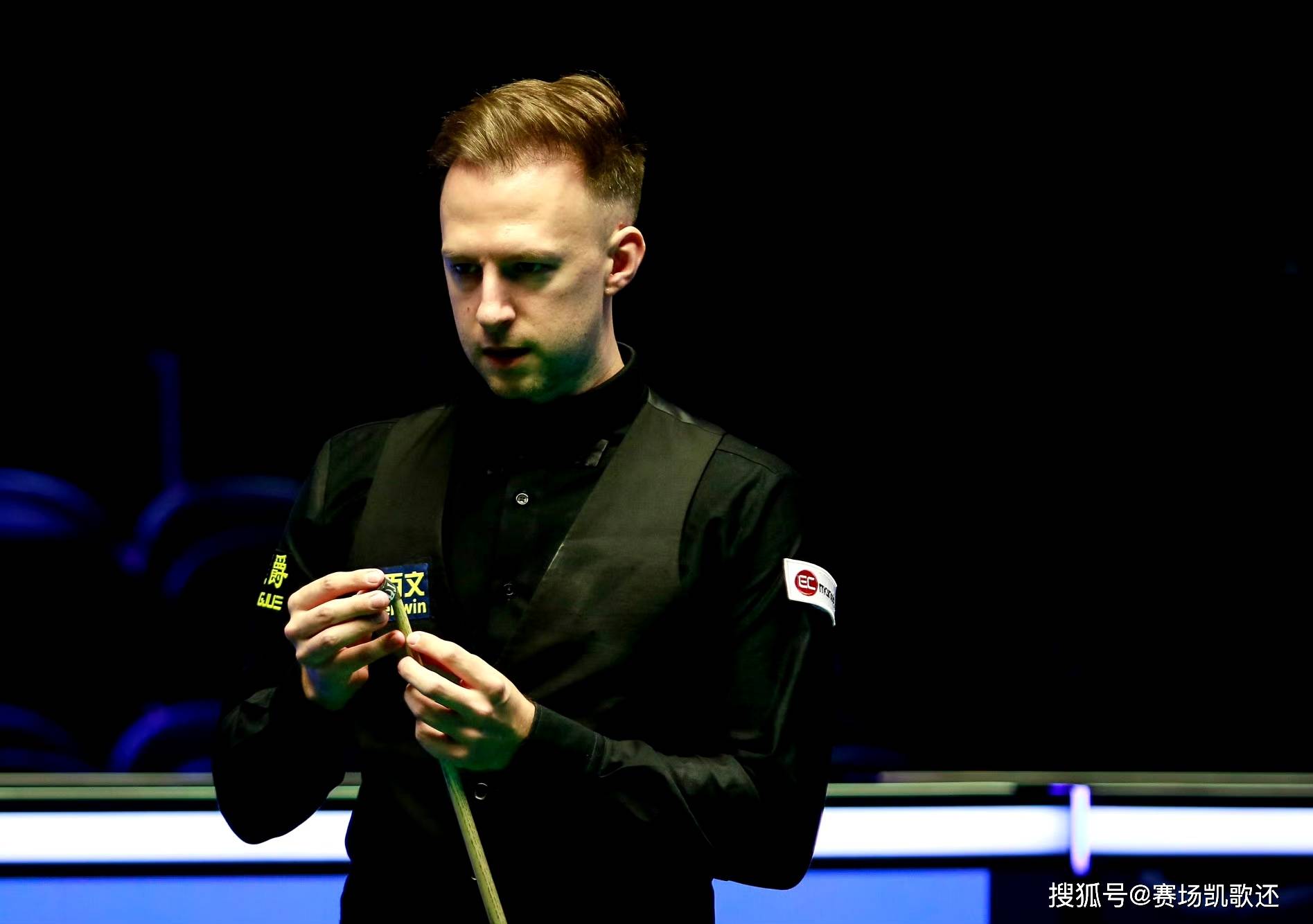 与联赛强队 与联赛强队