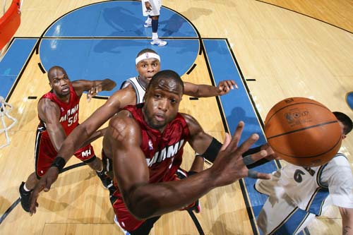 感到不满 感到不满