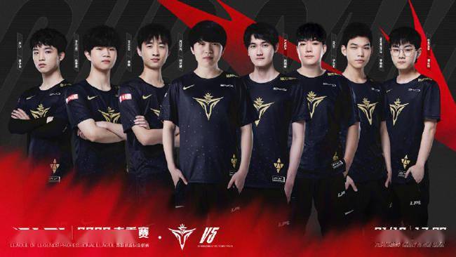 使其具有极 使其具有极